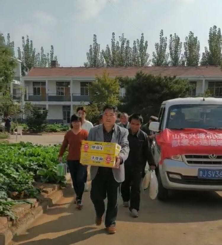 山東興源機(jī)械有限公司|起重機(jī)|行車|山東興源機(jī)械|單梁起重機(jī)|電動葫蘆|起重配件|hgcgz.cn|xyqzj|xyqzj.com|興源起重機(jī)|興源|起重機(jī)行車|起重設(shè)備|起重機(jī)械